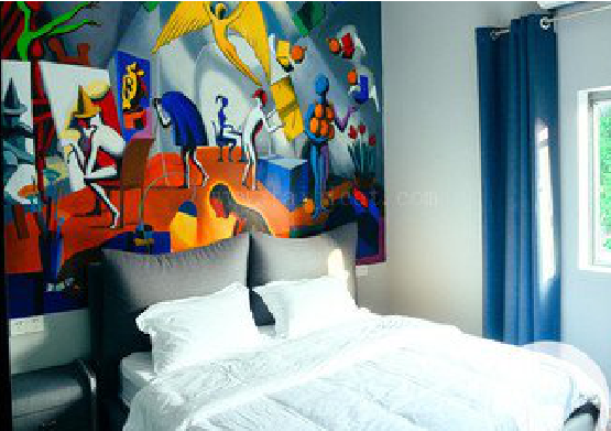 恩施对于酒店的墙体彩绘而言更注重哪些方面？